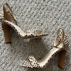 Animal print sandals 36.5. Never worn